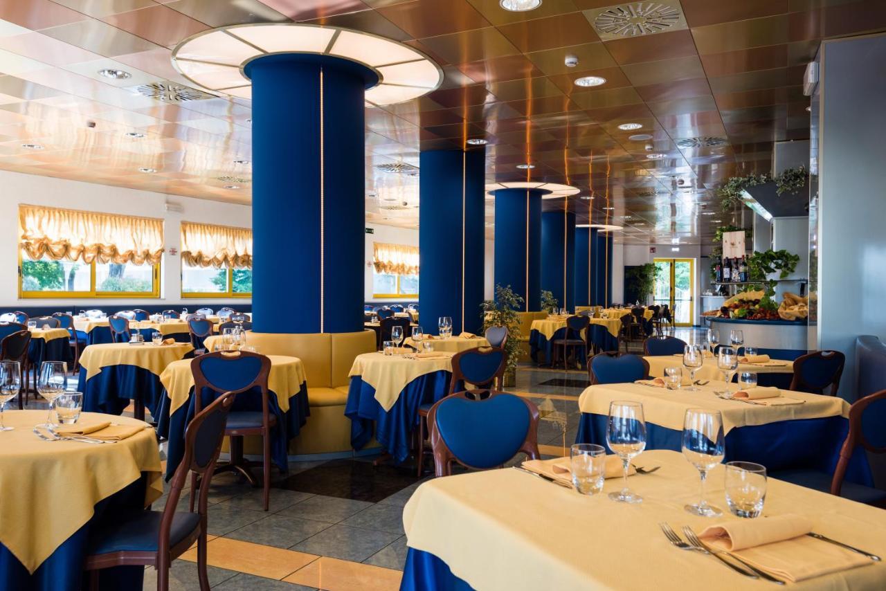 Hotel Luna Bibione Ngoại thất bức ảnh