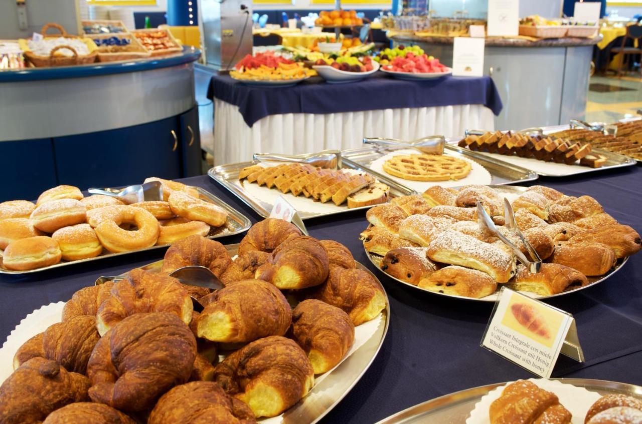 Hotel Luna Bibione Ngoại thất bức ảnh