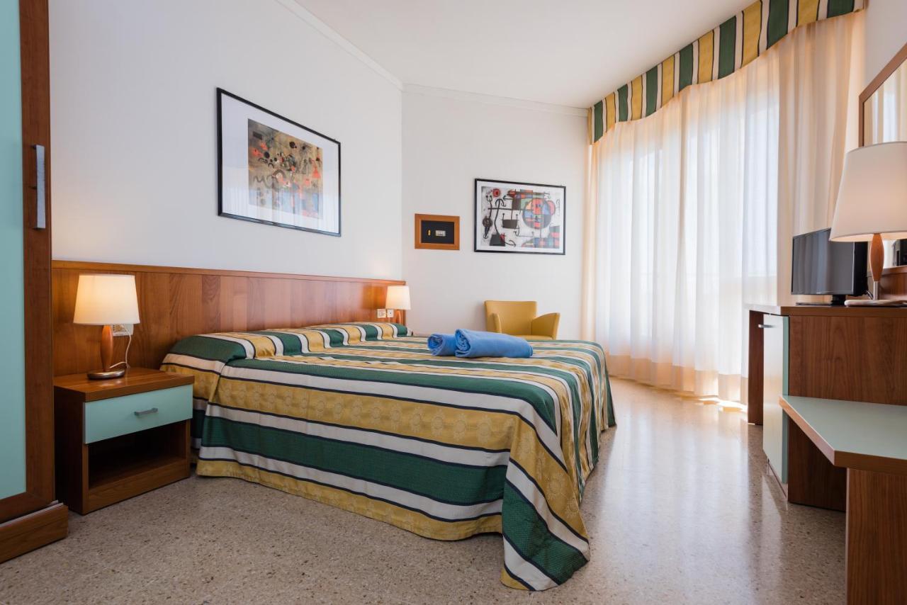 Hotel Luna Bibione Ngoại thất bức ảnh